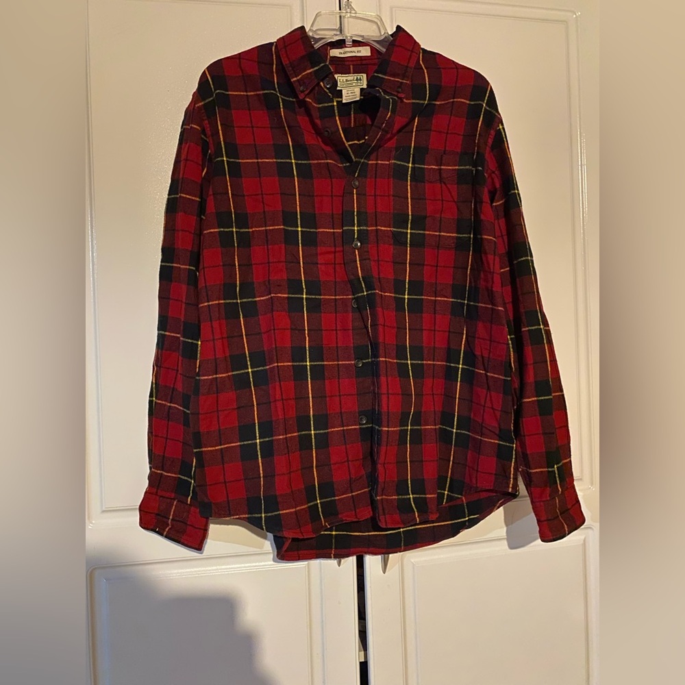L.L. Bean Red and Black Plaid Shirt Traditional Fit 100% Cotton